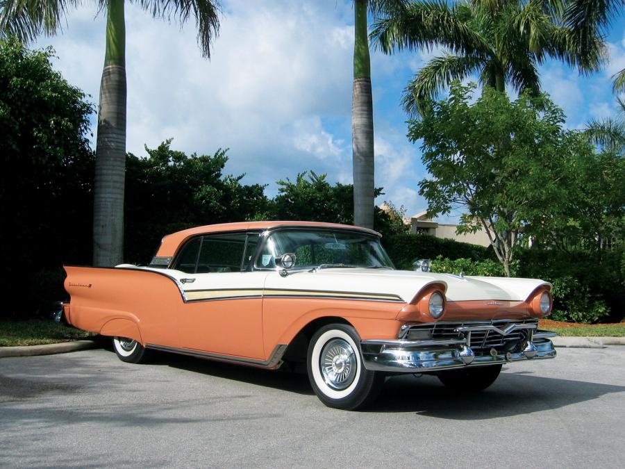  Ford Fairlane 500 Skyliner Retractable Hardtop 1957 года  (фото 9 из 41)